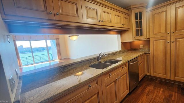 40 Rader St Apt 308, Norfolk, VA 23510