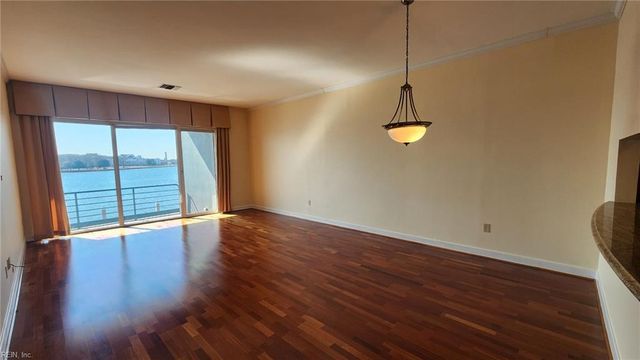 40 Rader St Apt 308, Norfolk, VA 23510