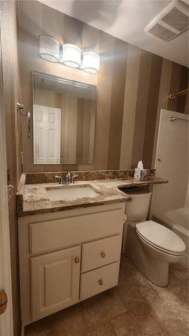 40 Rader St Apt 308, Norfolk, VA 23510