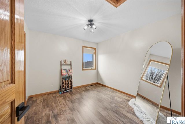 120 Callaway Court, Mankato, MN 56001