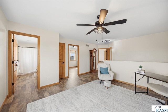 120 Callaway Court, Mankato, MN 56001