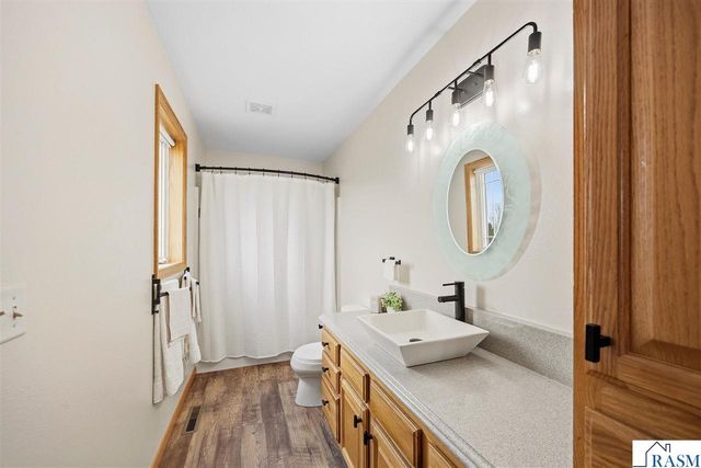 120 Callaway Court, Mankato, MN 56001