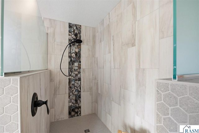 120 Callaway Court, Mankato, MN 56001