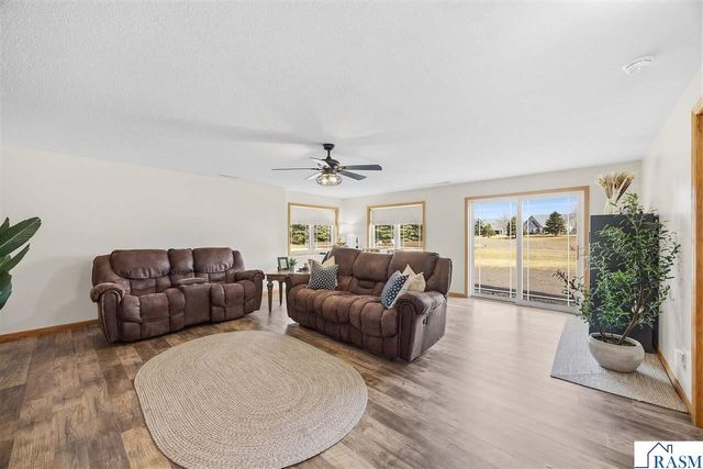 120 Callaway Court, Mankato, MN 56001