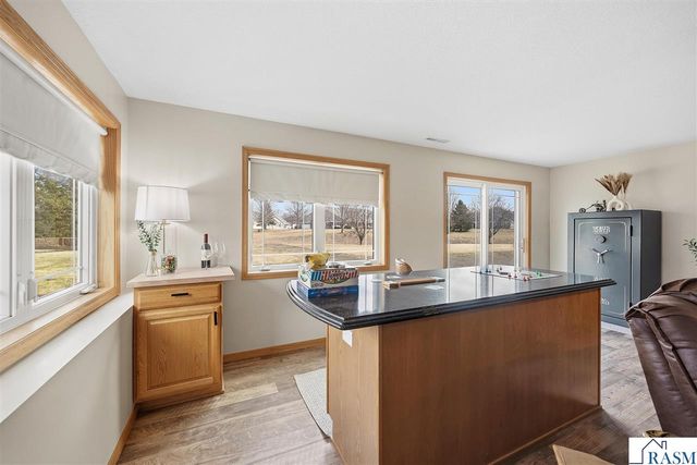 120 Callaway Court, Mankato, MN 56001