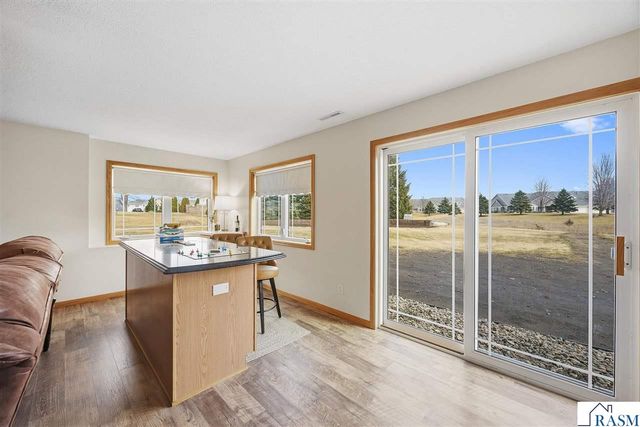 120 Callaway Court, Mankato, MN 56001