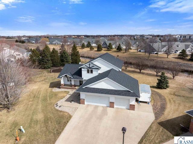 120 Callaway Court, Mankato, MN 56001