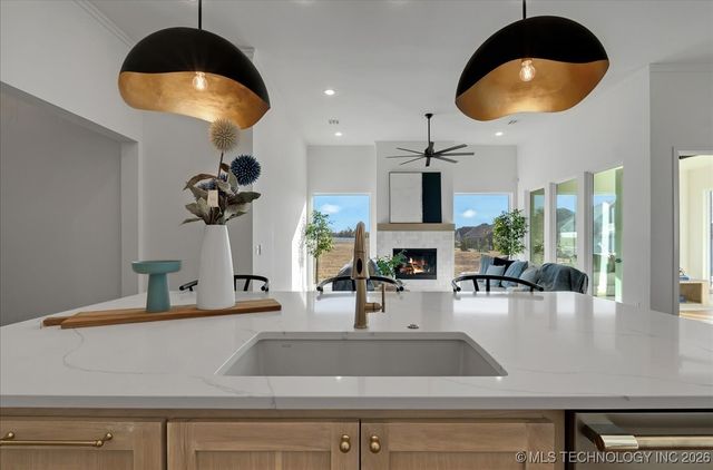 1228 N 72nd Street, Broken Arrow, OK 74014