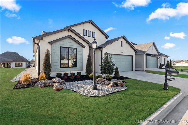 1228 N 72nd Street, Broken Arrow, OK 74014