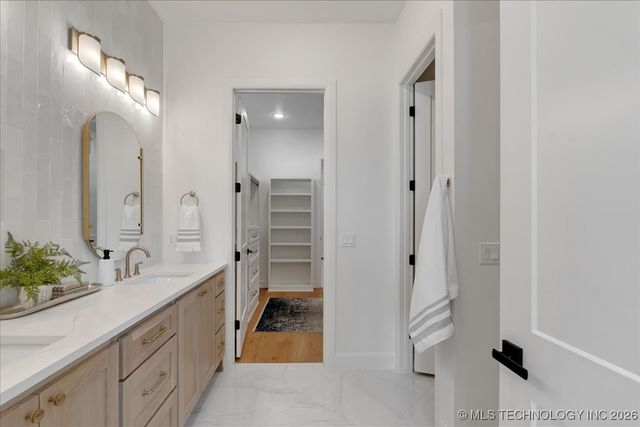 1228 N 72nd Street, Broken Arrow, OK 74014