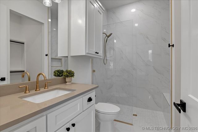 1228 N 72nd Street, Broken Arrow, OK 74014