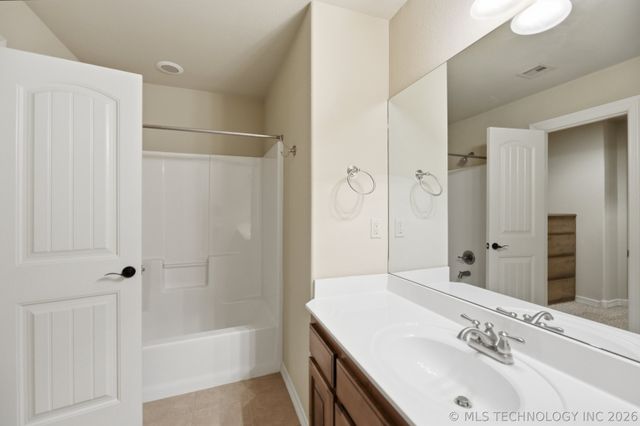 1601 W Ulysses Street, Broken Arrow, OK 74012