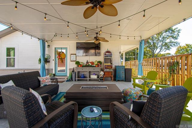 324 W North, Benton, AR 72015