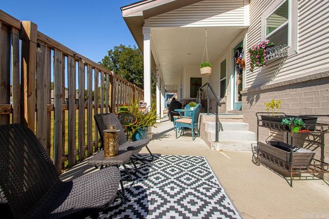 324 W North, Benton, AR 72015