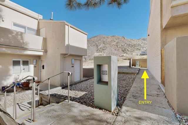 13202 Candelaria Road NE, Albuquerque, NM 87112