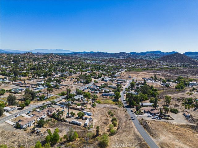 28492 Connecticut Drive, Menifee, CA 92587