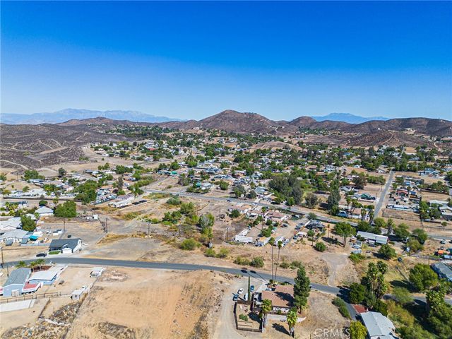28492 Connecticut Drive, Menifee, CA 92587