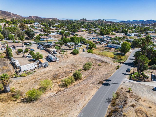 28492 Connecticut Drive, Menifee, CA 92587