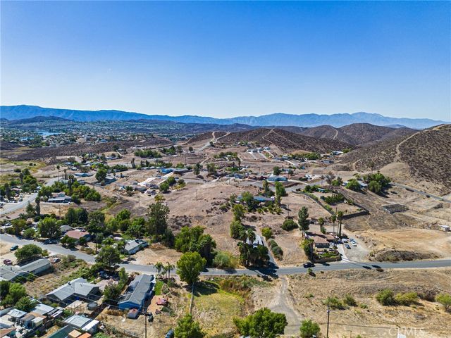 28492 Connecticut Drive, Menifee, CA 92587