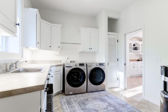 6615 Old Jacksonboro Road, Ravenel, SC 29470