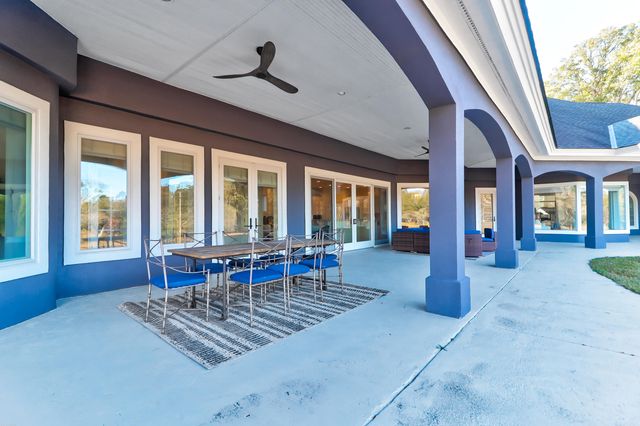 6615 Old Jacksonboro Road, Ravenel, SC 29470