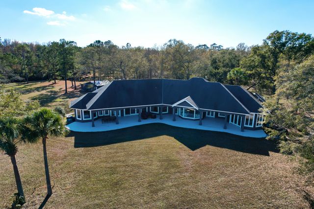 6615 Old Jacksonboro Road, Ravenel, SC 29470