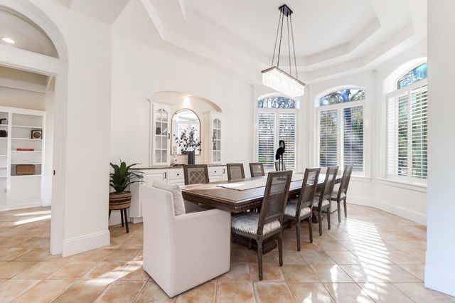 6615 Old Jacksonboro Road, Ravenel, SC 29470