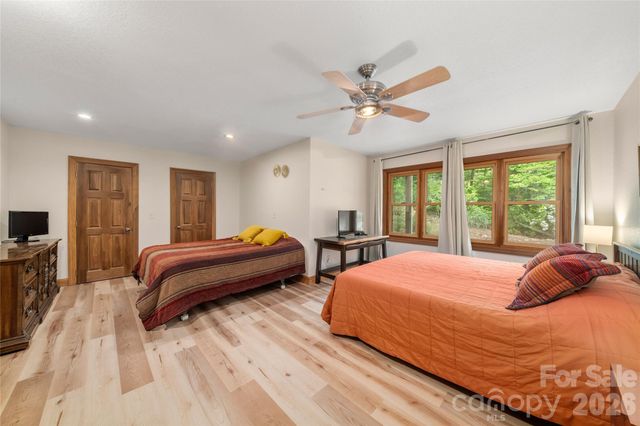 176 Hemlock Lane, Lake Lure, NC 28746