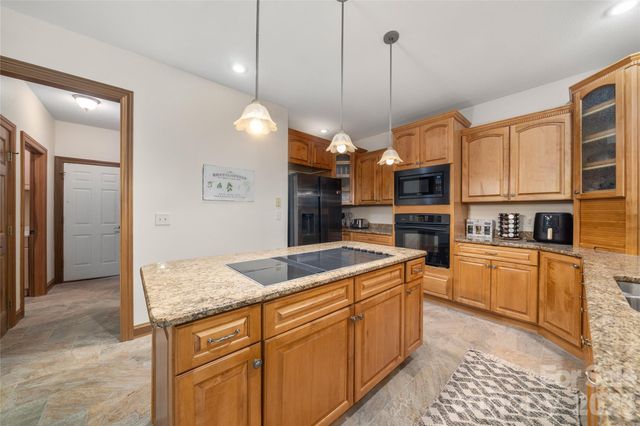 176 Hemlock Lane, Lake Lure, NC 28746