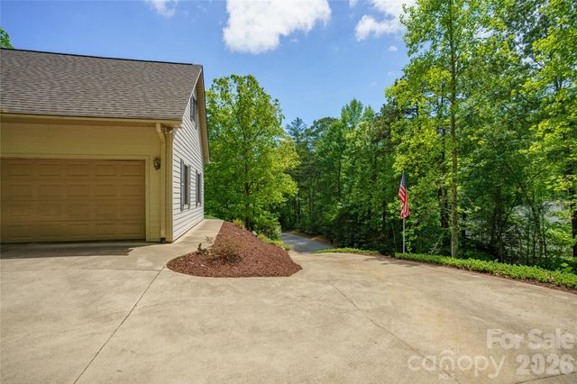 176 Hemlock Lane, Lake Lure, NC 28746