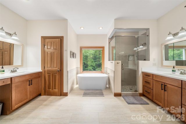 176 Hemlock Lane, Lake Lure, NC 28746