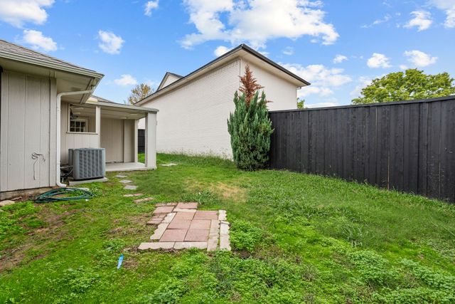 2906 Menlo Park Lane, Carrollton, TX 75007