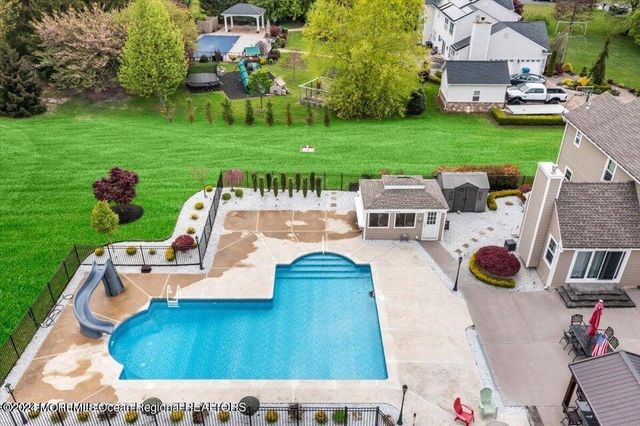 5 Autumn Avenue, Jackson, NJ 08527