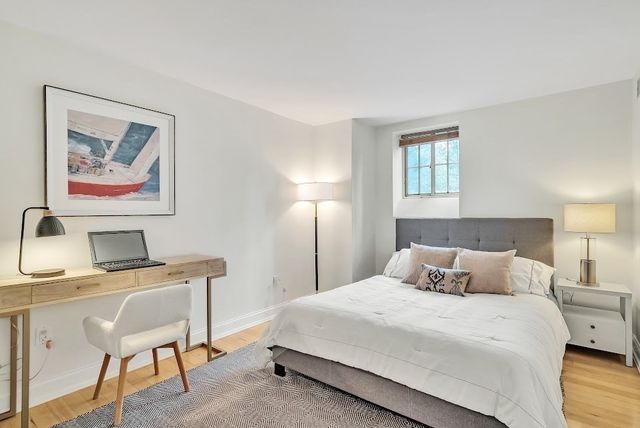 20 Chapel Street B304, Brookline, MA 02446