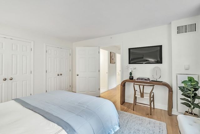20 Chapel Street B304, Brookline, MA 02446