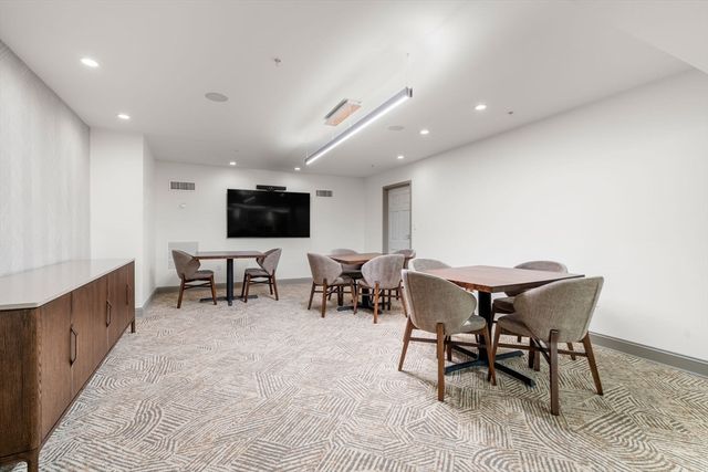 20 Chapel Street B304, Brookline, MA 02446