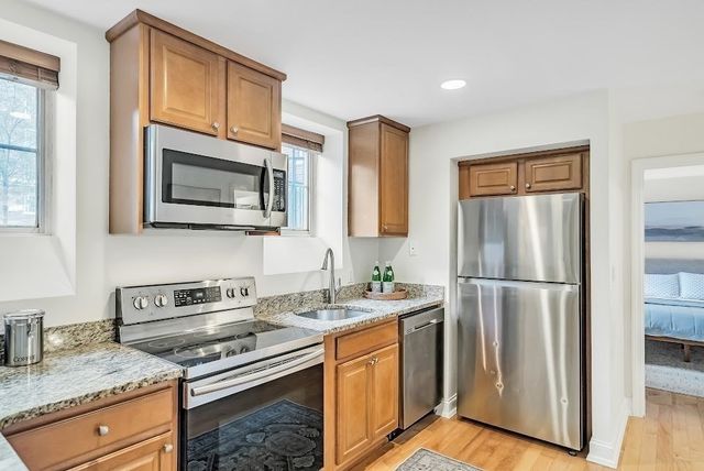 20 Chapel Street B304, Brookline, MA 02446