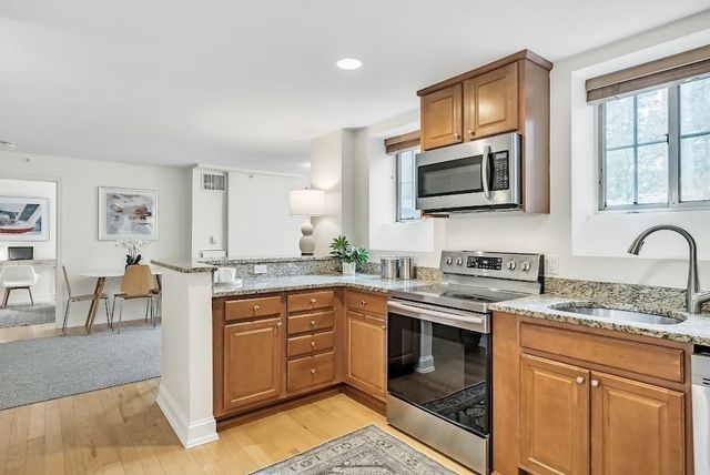 20 Chapel Street B304, Brookline, MA 02446