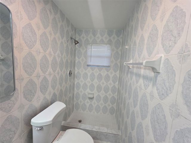 309 NE 169th Street, North Miami Beach, FL 33162