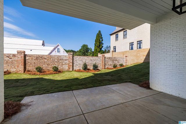 1719 COLLINWOOD COURT, Vestavia Hills, AL 35216