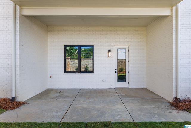 1719 COLLINWOOD COURT, Vestavia Hills, AL 35216
