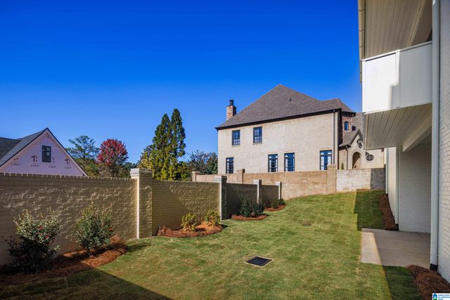 1719 COLLINWOOD COURT, Vestavia Hills, AL 35216