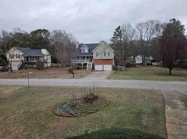 405 Pine Valley Dr, Powder Springs, GA 30127