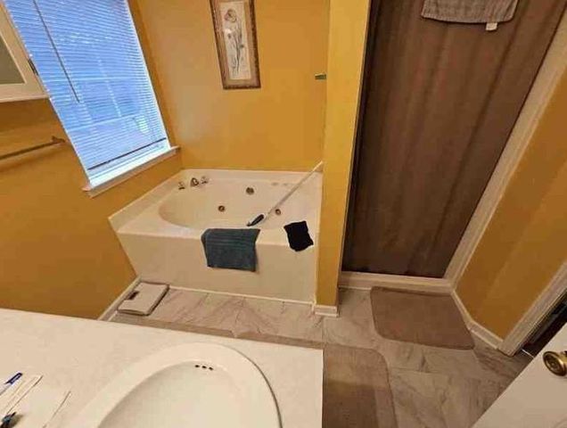 405 Pine Valley Dr, Powder Springs, GA 30127