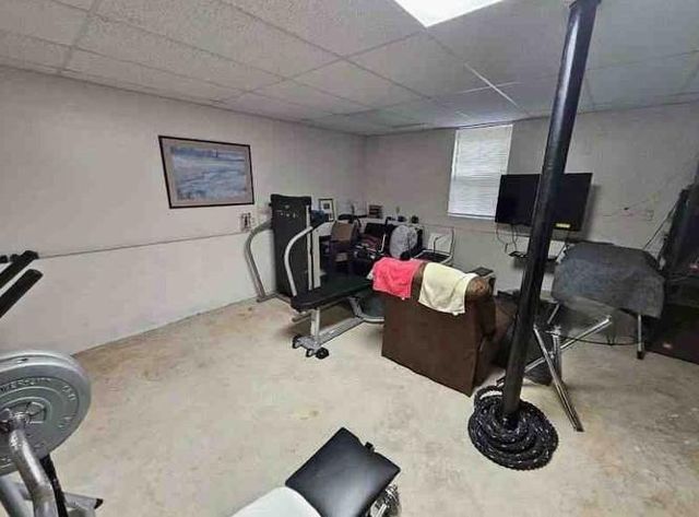 405 Pine Valley Dr, Powder Springs, GA 30127