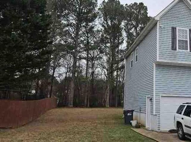 405 Pine Valley Dr, Powder Springs, GA 30127