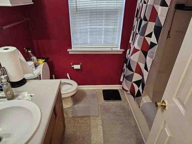 405 Pine Valley Dr, Powder Springs, GA 30127