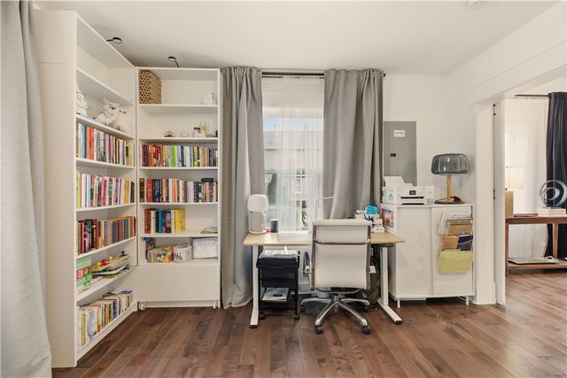 269 Bellman Avenue, Warwick, RI 02889