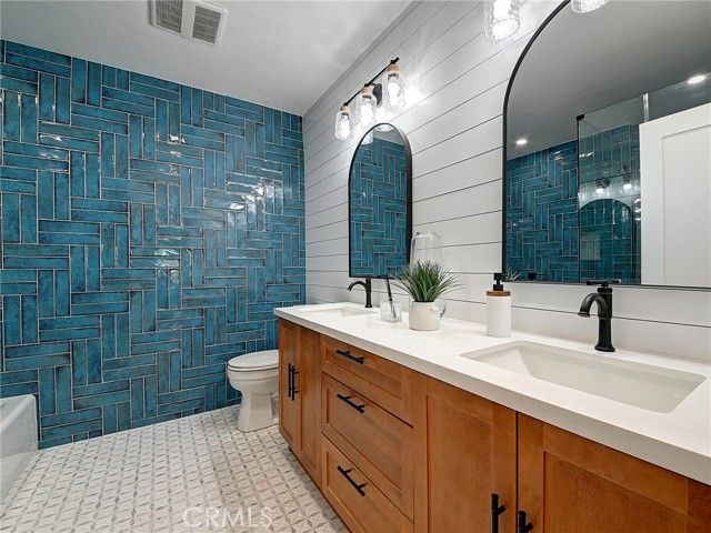 46 Empty Saddle Road, Rolling Hills Estates, CA 90274