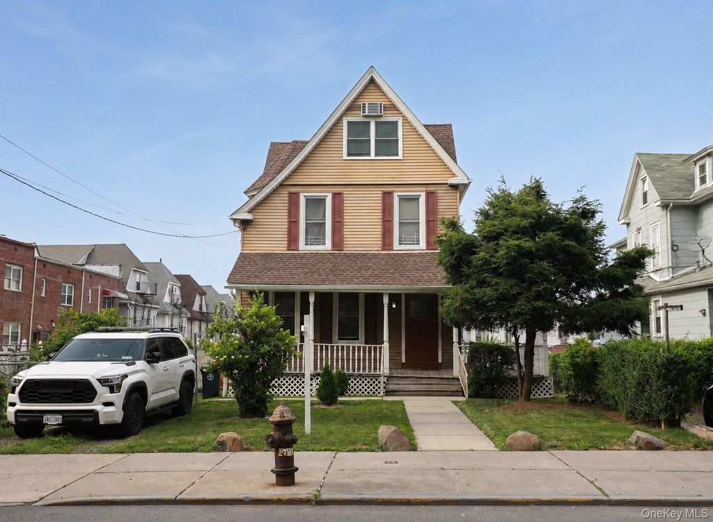 146-11 35th Avenue, Flushing, NY 11354